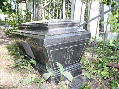 Виды Еврейского кладбища